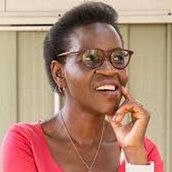 Dr. Jane Ayeko-Kümmeth